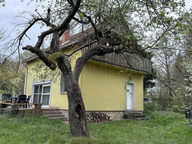 Eladó nyaraló Balatongyörök 80 nm