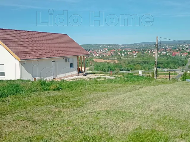 Eladó telek Felsőpáhok 760 nm