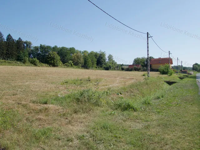 Eladó telek Kehidakustány 1426 nm