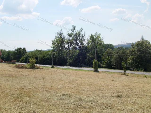 Eladó telek Kehidakustány 1426 nm