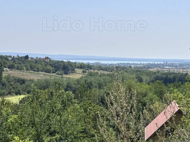 Eladó telek Cserszegtomaj 1346 nm