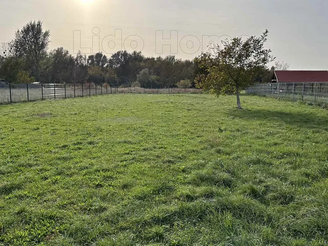 Eladó telek Balatongyörök 1308 nm