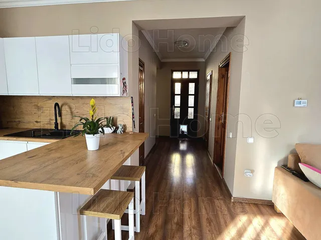 Eladó ház Kehidakustány 300 nm
