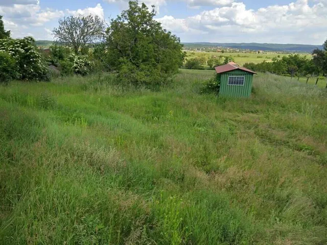 Eladó telek Keszthely, Kertváros 1002 nm