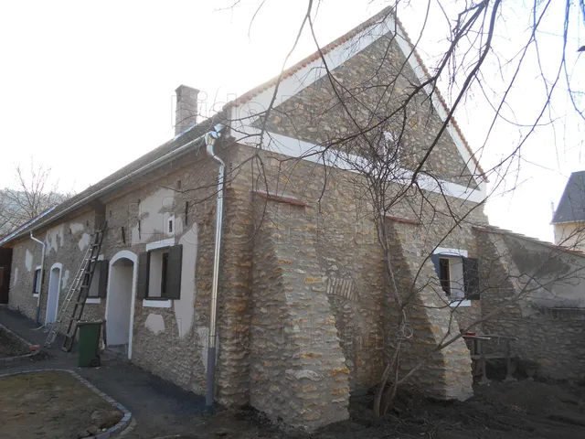 Eladó ház Csabrendek 280 nm