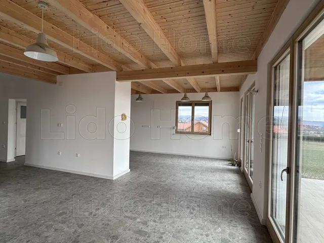 Eladó ház Cserszegtomaj 195 nm