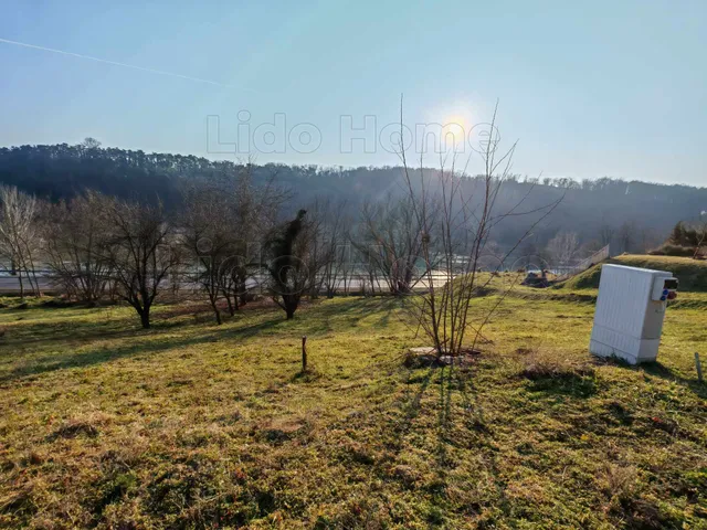 Eladó telek Zalacsány 563 nm