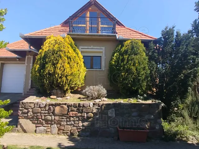 Eladó ház Cserszegtomaj 164 nm