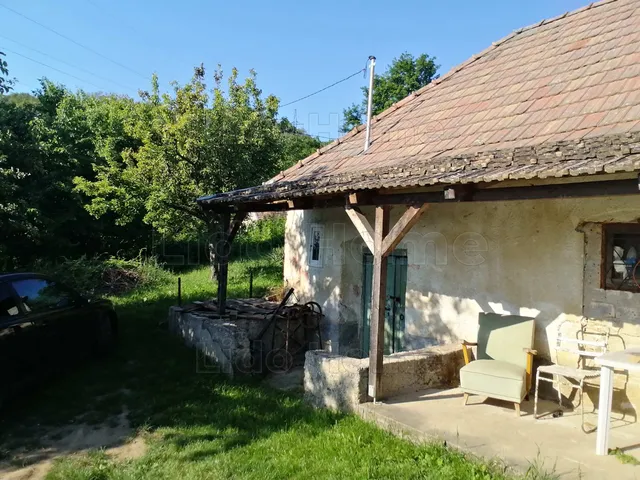 Eladó mezőgazdasági ingatlan Lesenceistvánd 60 nm