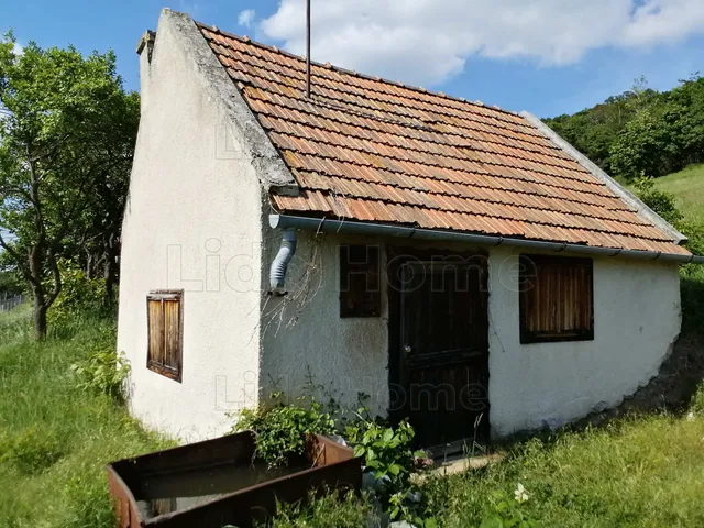 Eladó üdülő és hétvégi ház Monostorapáti 32 nm