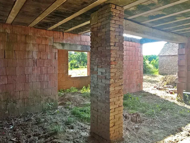 Eladó telek Hollád 2189 nm