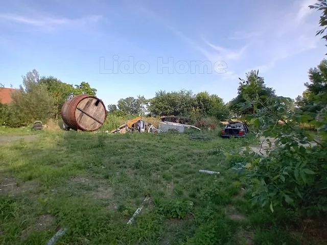 Eladó telek Lesencetomaj 2147 nm