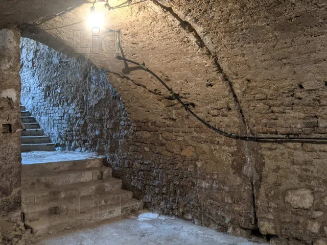 Kiadó kereskedelmi és ipari ingatlan Tapolca, Belváros 187 nm