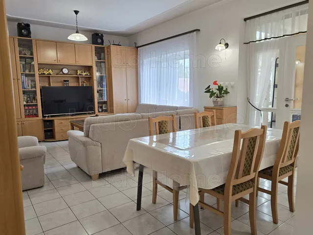 Eladó ház Vonyarcvashegy 429 nm