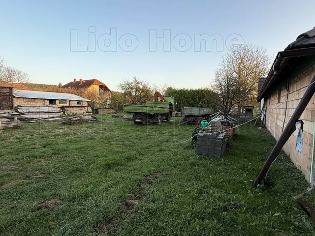 Eladó telek Kehidakustány 1092 nm