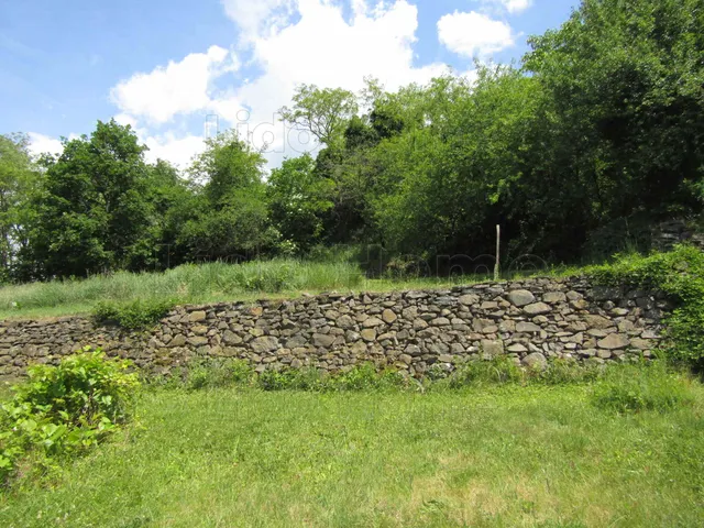 Eladó mezőgazdasági ingatlan Gyulakeszi 20 nm