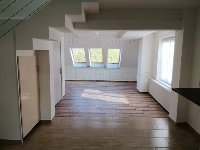 Eladó lakás Zalaegerszeg 93 nm