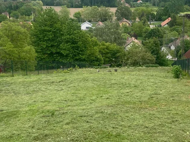 Eladó telek Kehidakustány 1219 nm