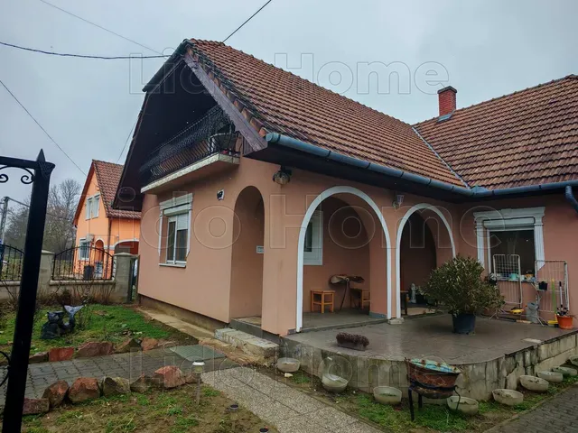 Eladó ház Zalacsány 220 nm