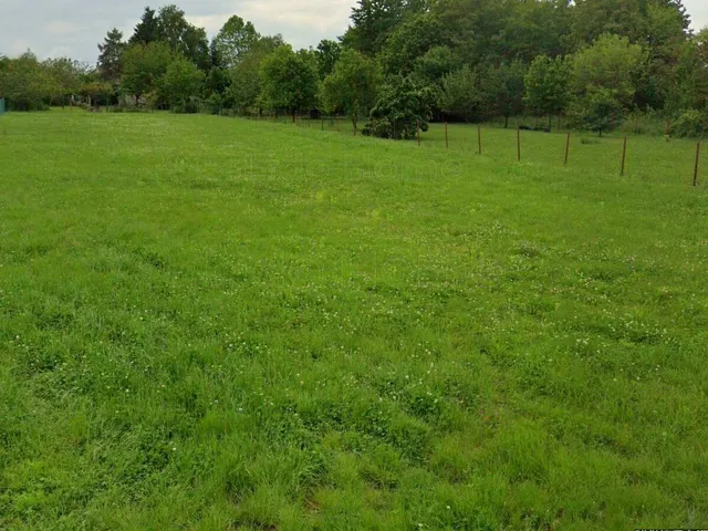 Eladó telek Balatonberény 1702 nm