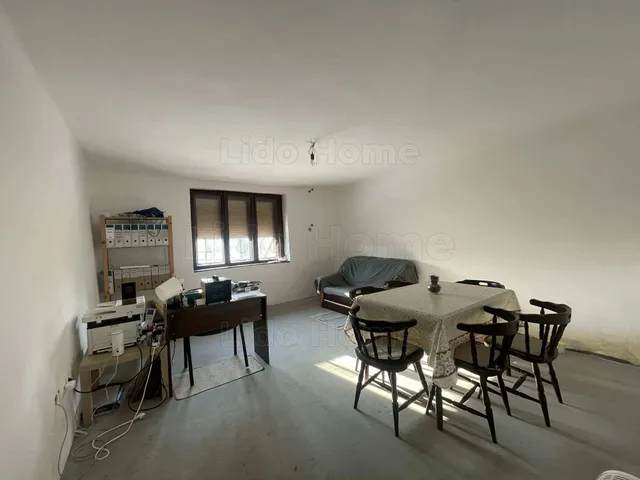 Eladó ház Karmacs 45 nm