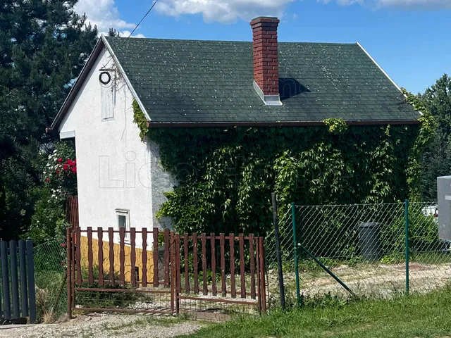 Eladó üdülő és hétvégi ház Keszthely, Kertváros 52 nm