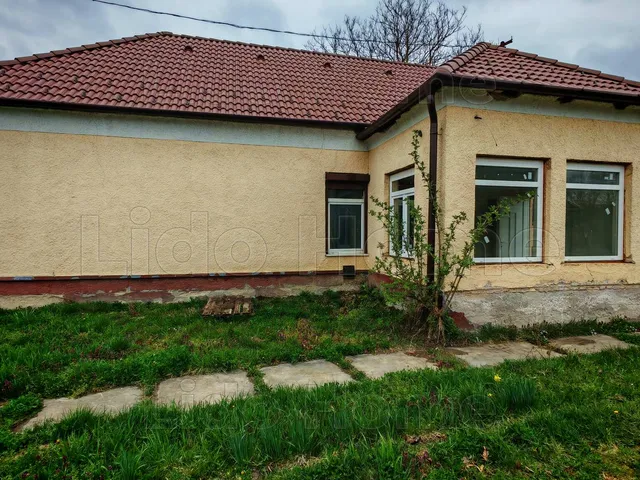 Eladó ház Zalacsány 100 nm