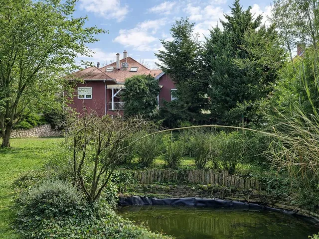 Eladó ház Keszthely, Kertváros 277 nm