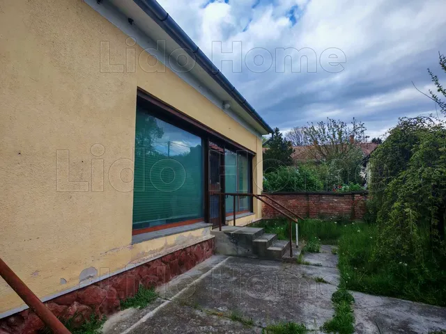 Eladó ház Zalaszentgrót 194 nm