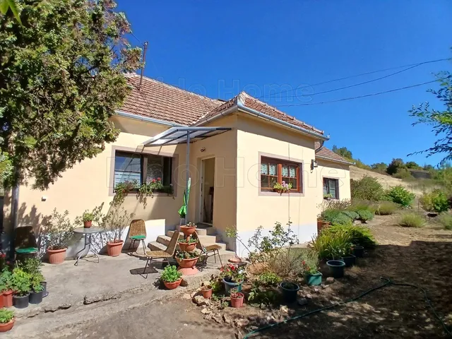 Eladó ház Sümeg 106 nm