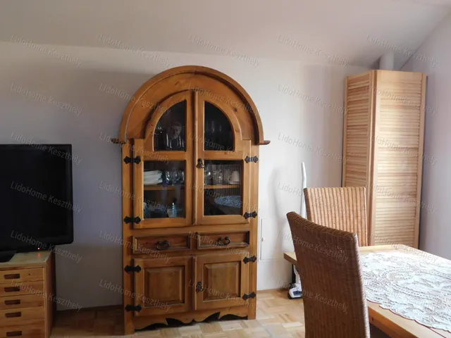 Ház – Bazsi - 4. nézet