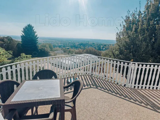 Kiadó ház Cserszegtomaj 160 nm