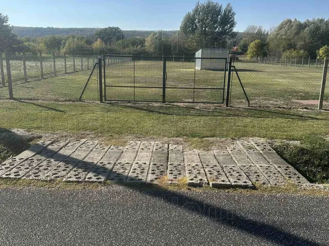 Eladó telek Kehidakustány 1122 nm