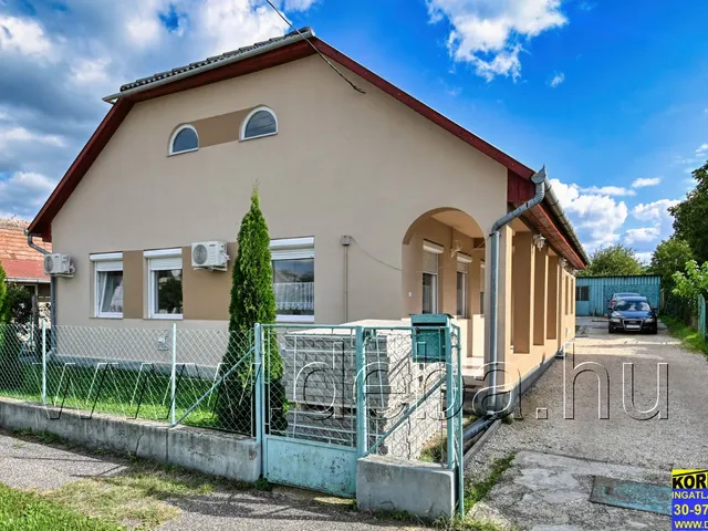 Eladó ház Balatonlelle 104 nm