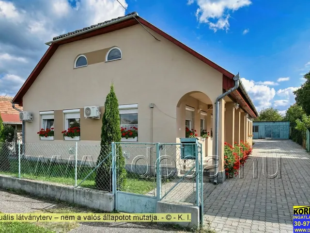 Eladó ház Balatonlelle 104 nm