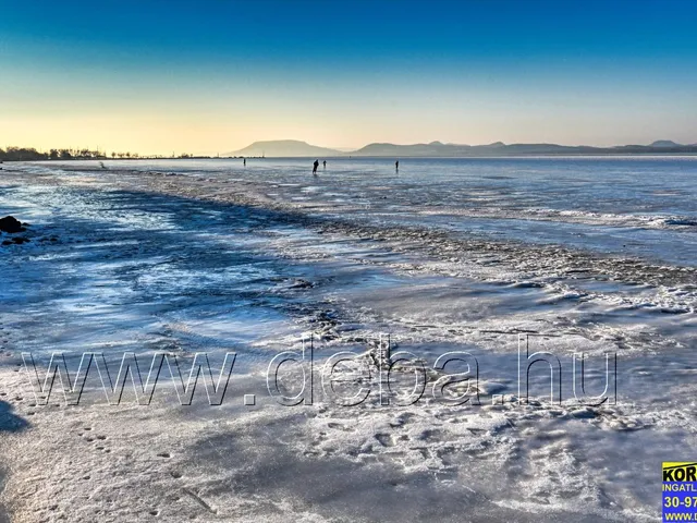 Eladó üdülő és hétvégi ház Balatonlelle 24 nm