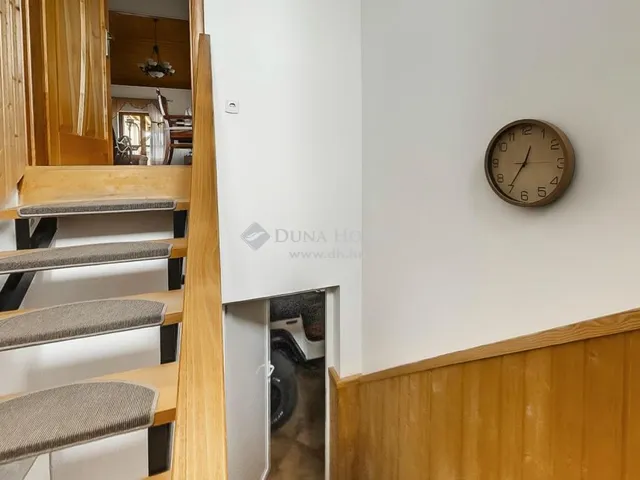 Eladó ház Polgárdi 307 nm