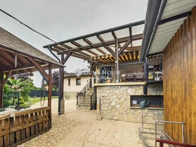 Eladó ház Polgárdi 307 nm