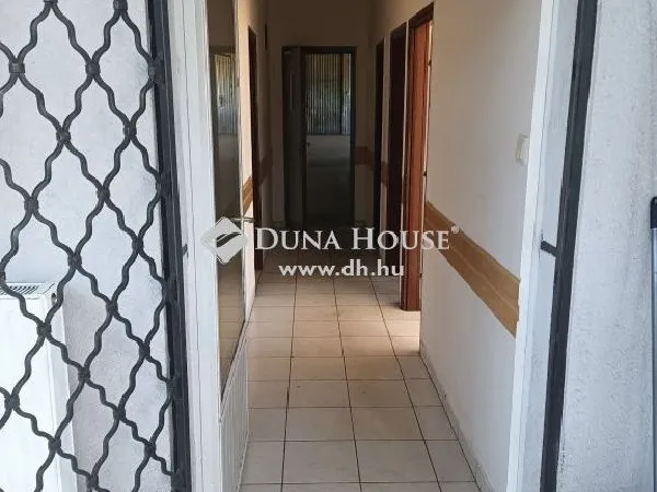 Eladó kereskedelmi és ipari ingatlan Zalaegerszeg 870 nm