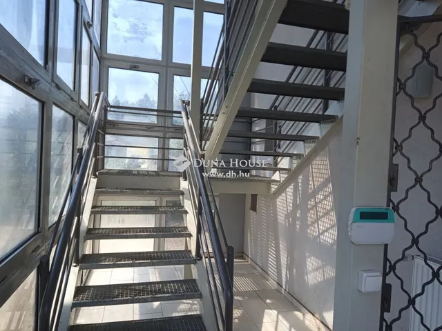 Eladó kereskedelmi és ipari ingatlan Zalaegerszeg 870 nm