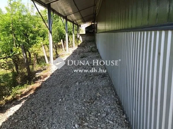 Eladó kereskedelmi és ipari ingatlan Zalaegerszeg 870 nm