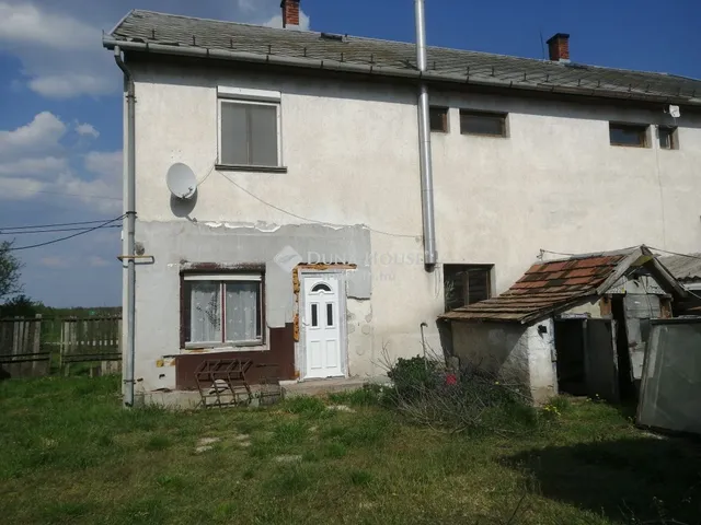 Eladó ház Úrhida 91 nm
