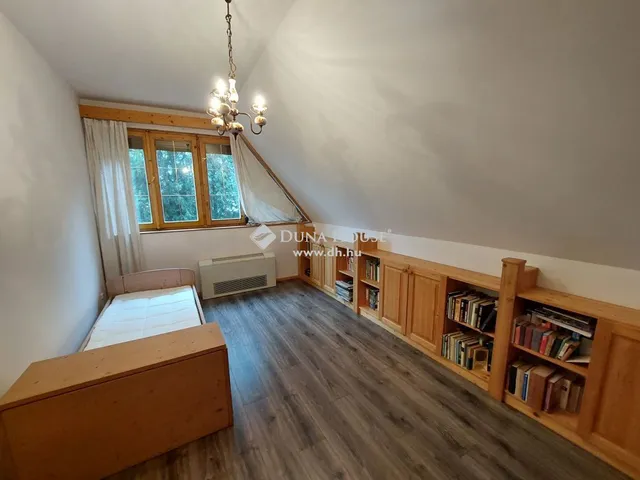 Eladó ház Székesfehérvár, Öreghegy 350 nm