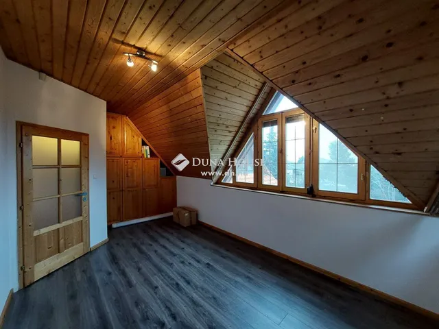 Eladó ház Székesfehérvár, Öreghegy 350 nm