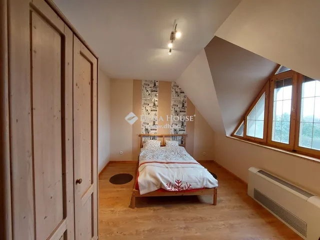 Eladó ház Székesfehérvár, Öreghegy 350 nm