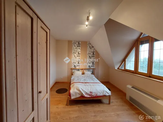 Eladó ház Székesfehérvár, Öreghegy 350 nm