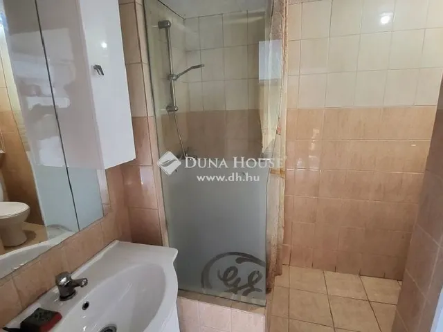 Eladó ház Baracska 157 nm