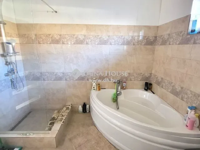 Eladó ház Baracska 157 nm