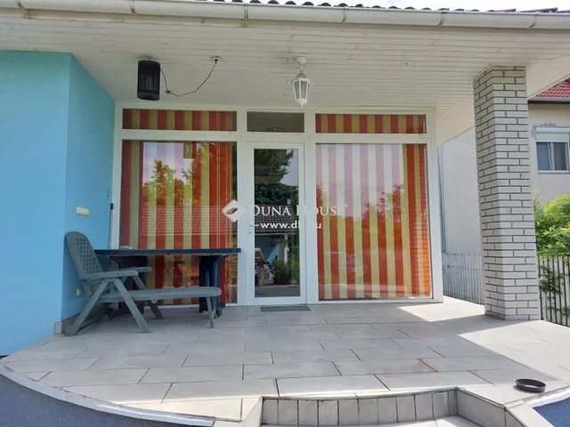 Eladó ház Székesfehérvár 260 nm