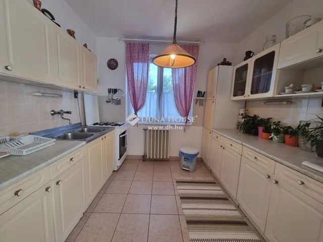 Eladó ház Gárdony 182 nm